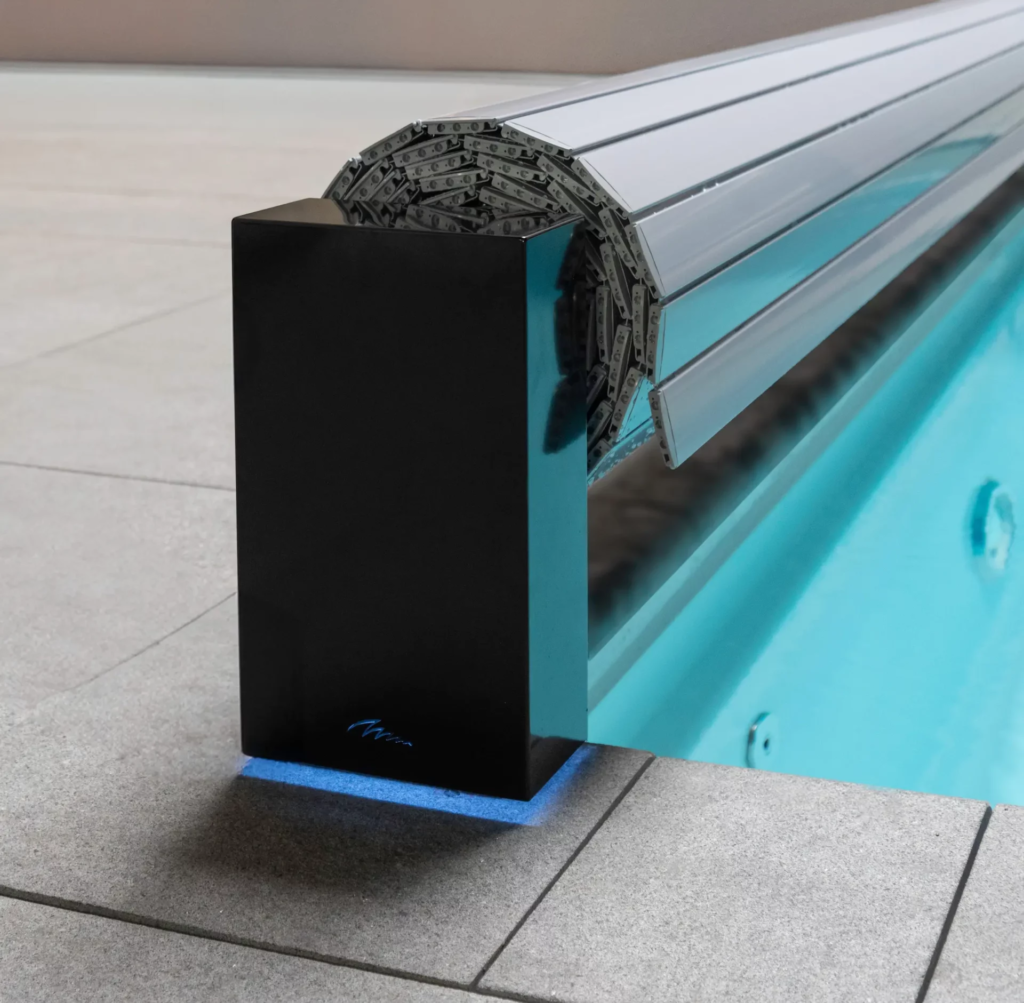 Aquadeck Automatic Pool Cover